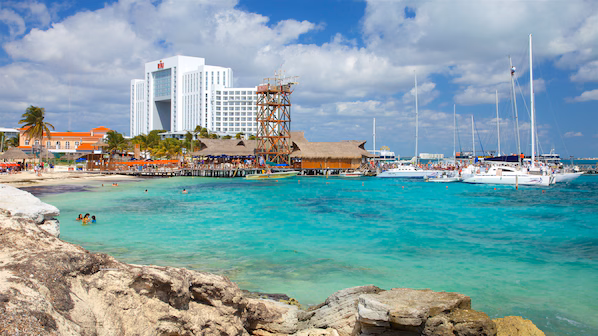 Tortuga Beach near Secrets Playa Blanca Costa Mujeres with vibrant shoreline and Caribbean views